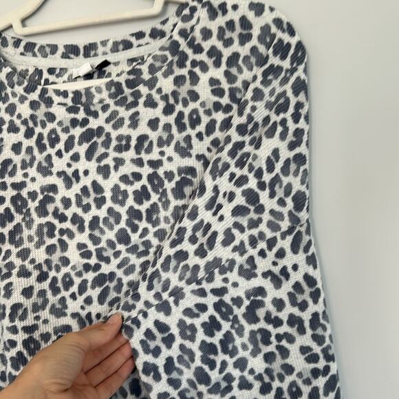 Roudelain Womens Leopard Print Pajama Top Plus Size 2X Gray Comfortable Cozy - Picture 5 of 6